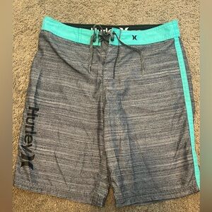 Hurley Men’s Boardshorts Size 32